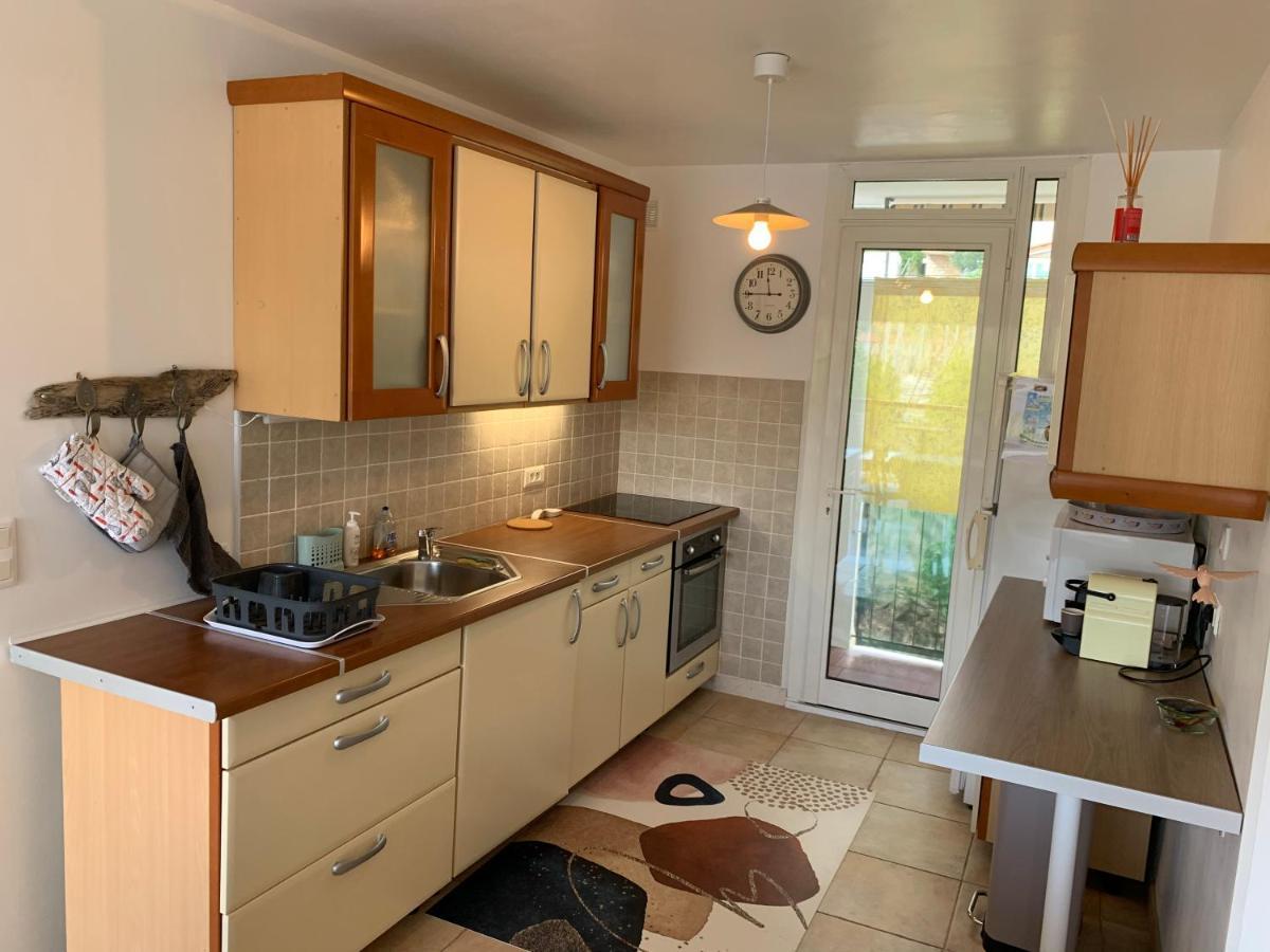 Appartement Les Pieds Dans L'Eau Saint-Mandrier-sur-Mer Exterior foto